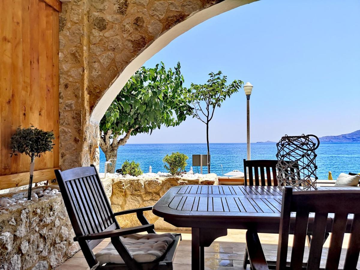 Villa Relax Seaside House By Living In Blue CCharaki Exterior foto