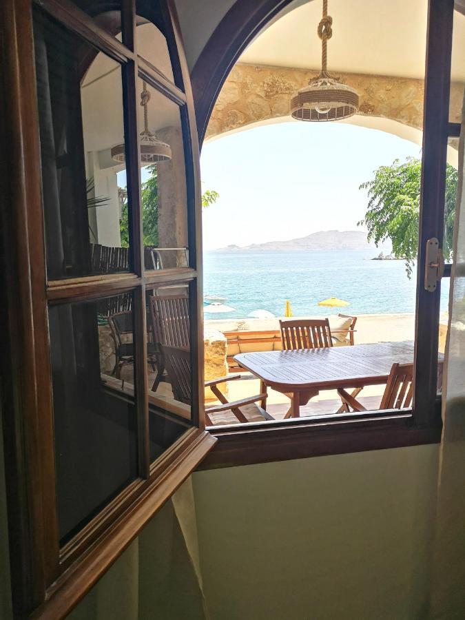 Villa Relax Seaside House By Living In Blue CCharaki Exterior foto