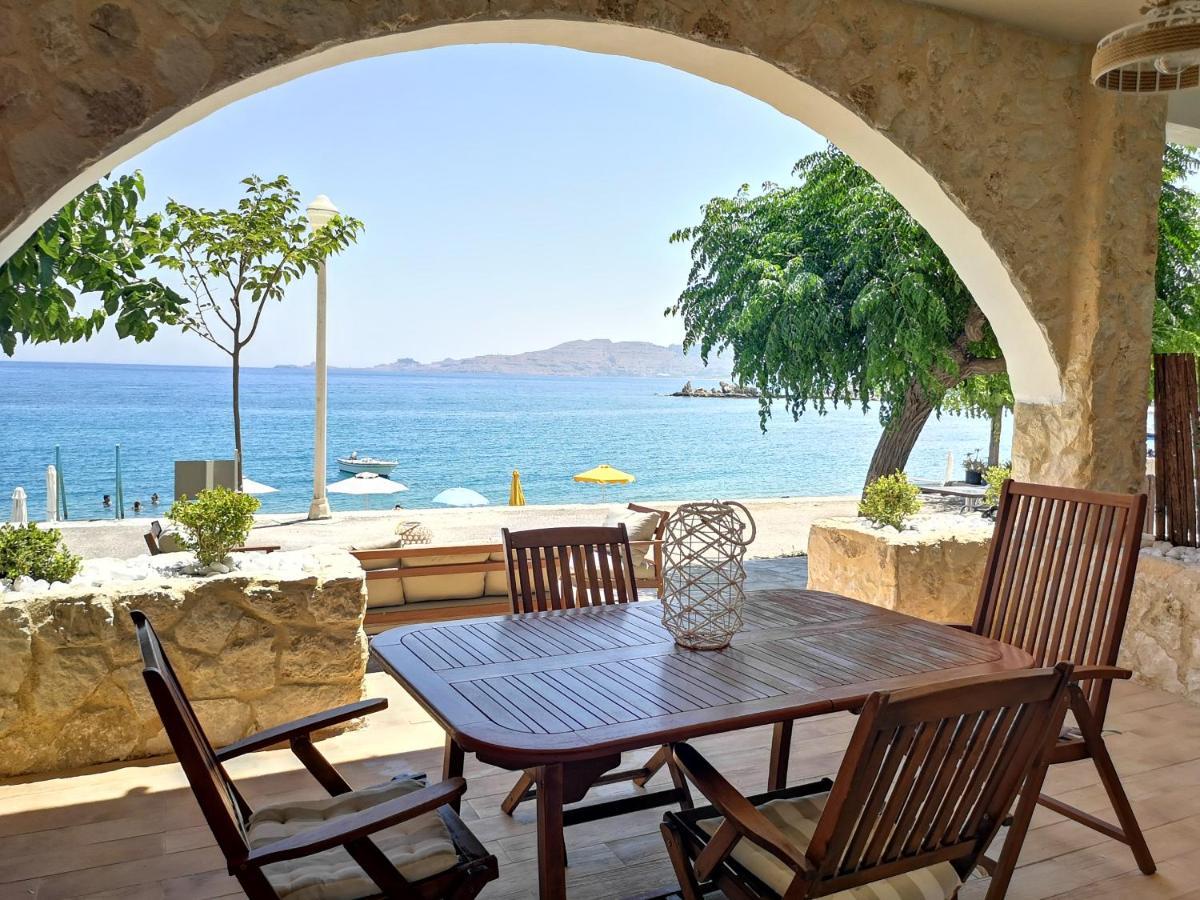 Villa Relax Seaside House By Living In Blue CCharaki Exterior foto