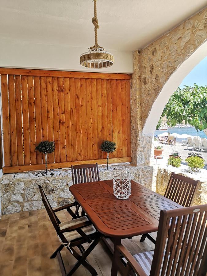 Villa Relax Seaside House By Living In Blue CCharaki Exterior foto