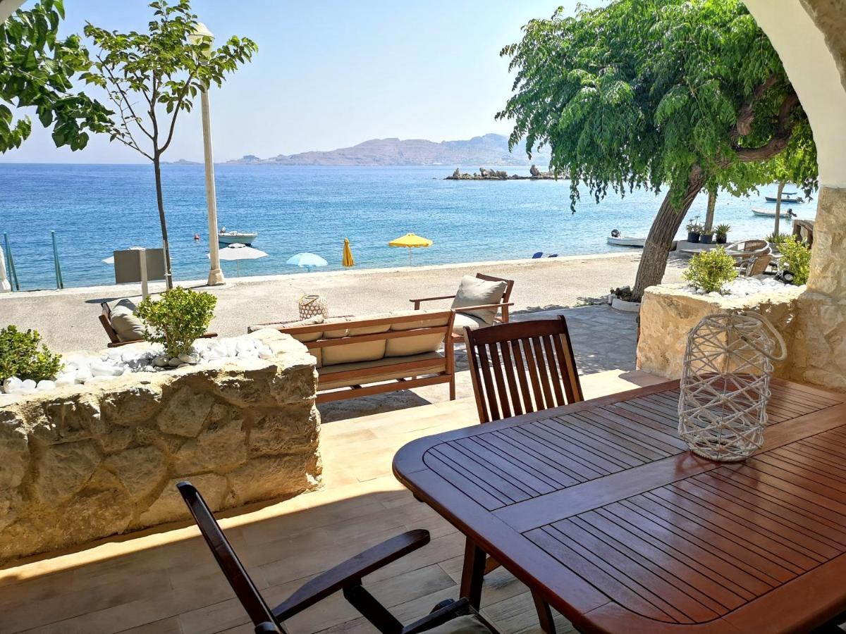 Villa Relax Seaside House By Living In Blue CCharaki Exterior foto