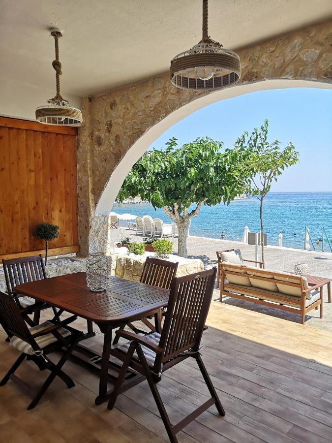 Villa Relax Seaside House By Living In Blue CCharaki Exterior foto