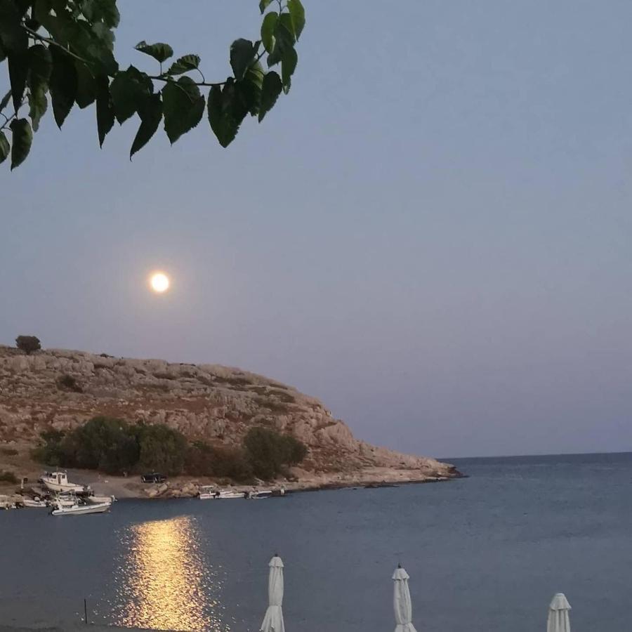Villa Relax Seaside House By Living In Blue CCharaki Exterior foto