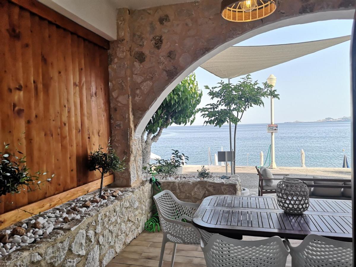 Villa Relax Seaside House By Living In Blue CCharaki Exterior foto