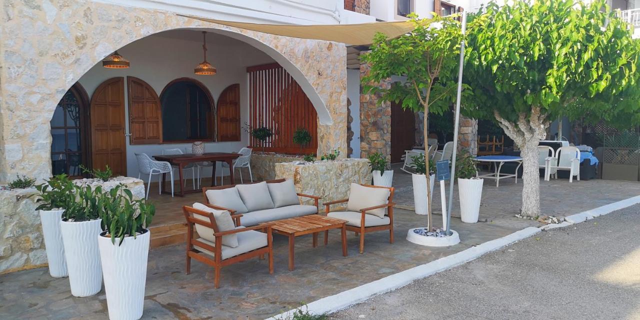 Villa Relax Seaside House By Living In Blue CCharaki Exterior foto