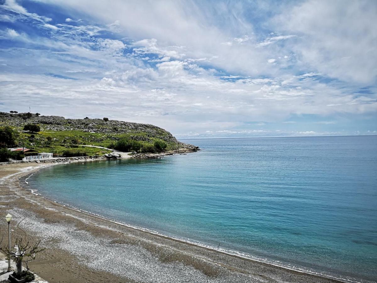 Villa Relax Seaside House By Living In Blue CCharaki Exterior foto
